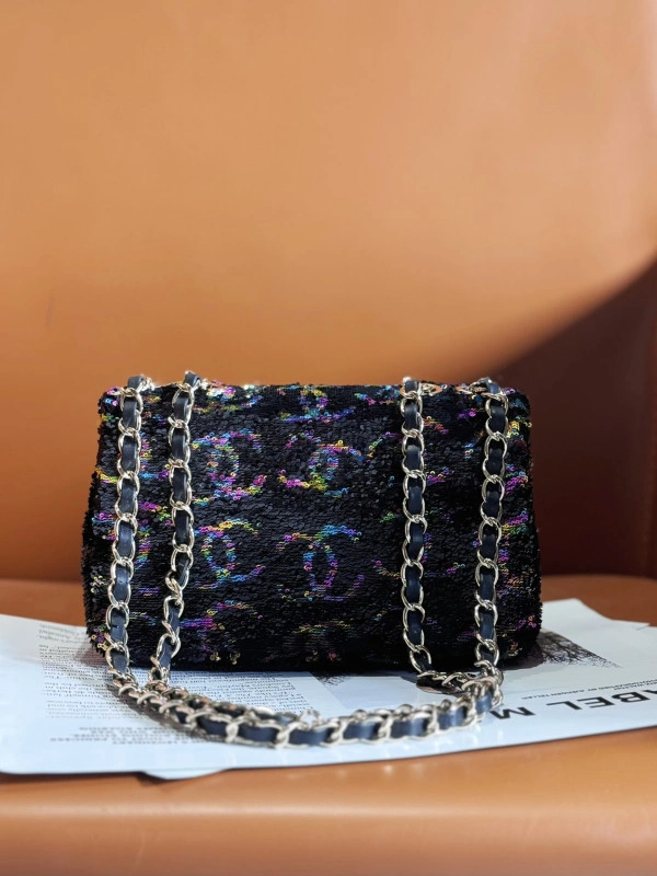 CHANEL FLAP BAG 20CM GoodFit 336 - Image 3