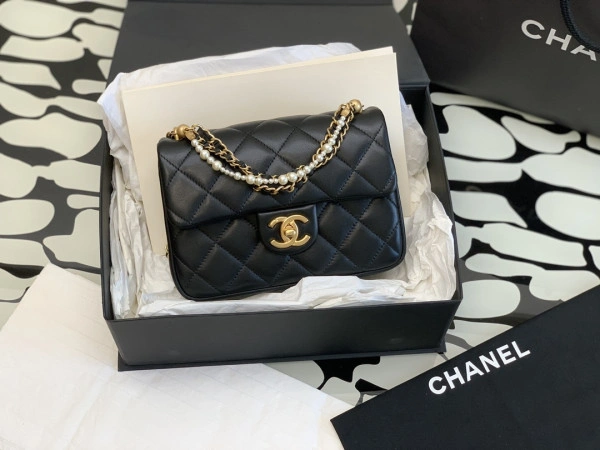 CHANEL FLAP BAG 20CM Popular 318 - Image 3