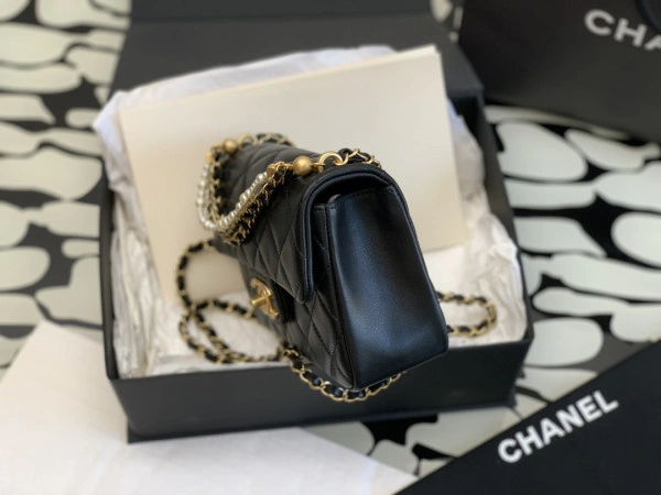 CHANEL FLAP BAG 20CM Popular 318 - Image 5