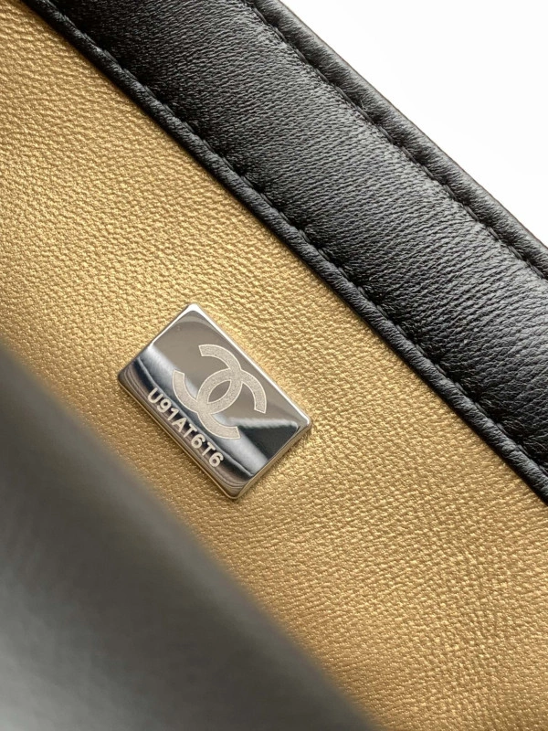 NewStyle CHANEL FLAP BAG 17CM 306 - Image 10