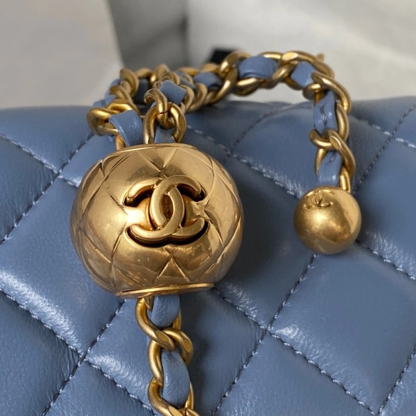 CHANEL FLAP BAG 20CM ModernLook 298 - Image 5