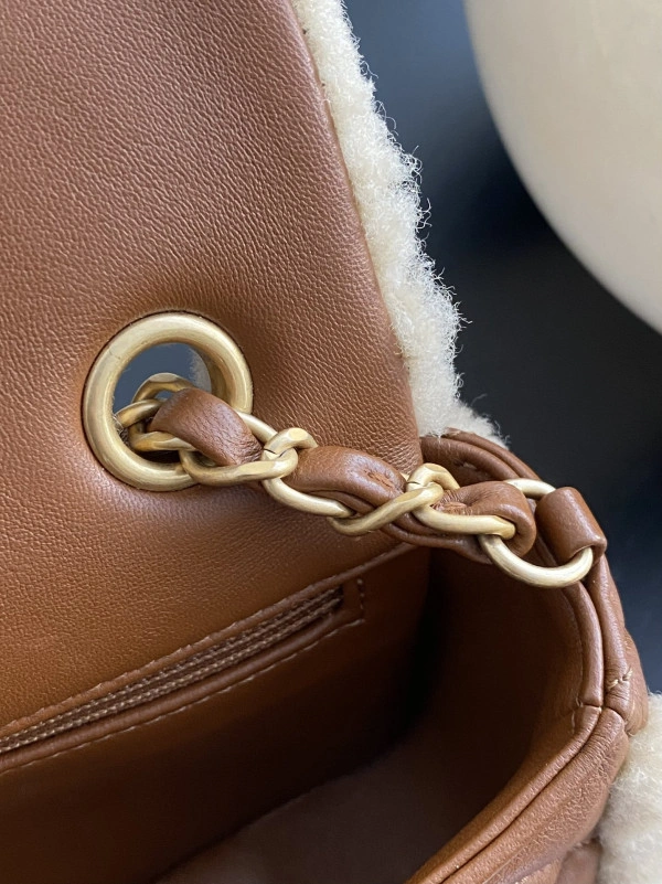 CHANEL FLAP BAG 23CM WellDesigned 279 - Image 8